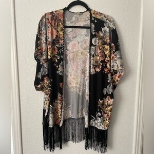 Elegant Floral Fringe Kimono Blouse